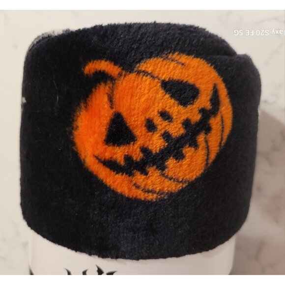 Way To Celebrate Black Pumpkin Skeleton Plush Throw Halloween Blanket 50" x 60" - Picture 3 of 9